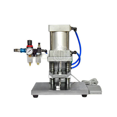 Coupe de câble et pression atmosphérique automatiques pneumatiques de la machine de dépouillement 0.4-0.7Mpa
